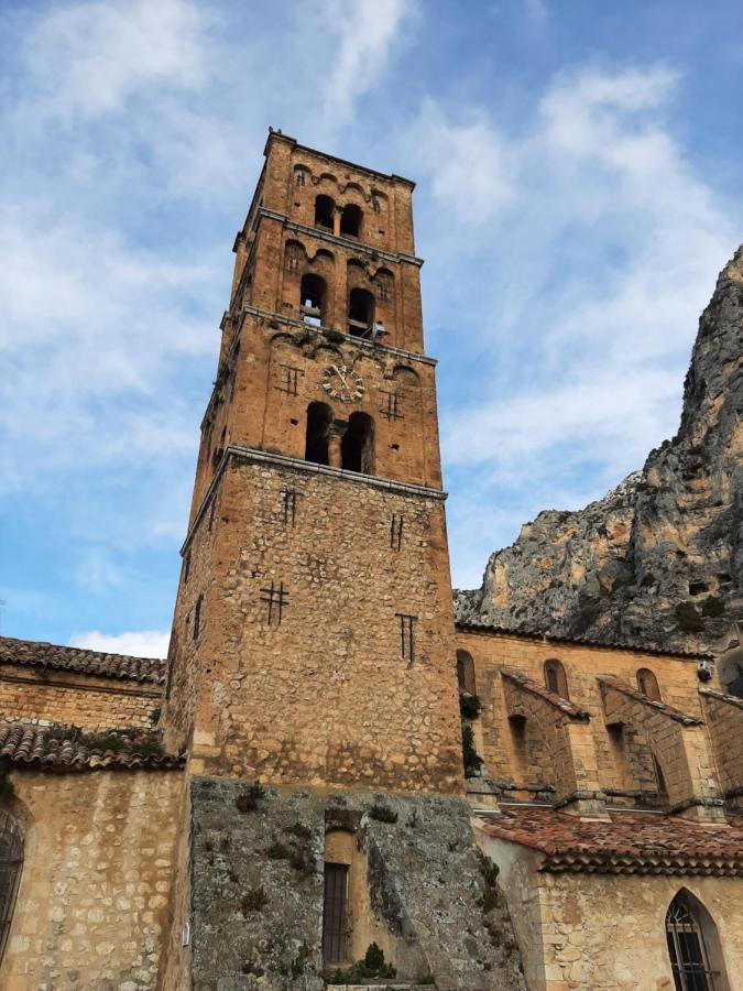 Le Logis Des Templiers Appartement Climatise Régusse Exterior foto