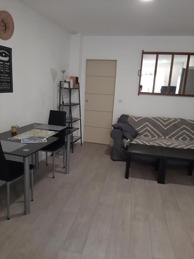 Le Logis Des Templiers Appartement Climatise Régusse Exterior foto